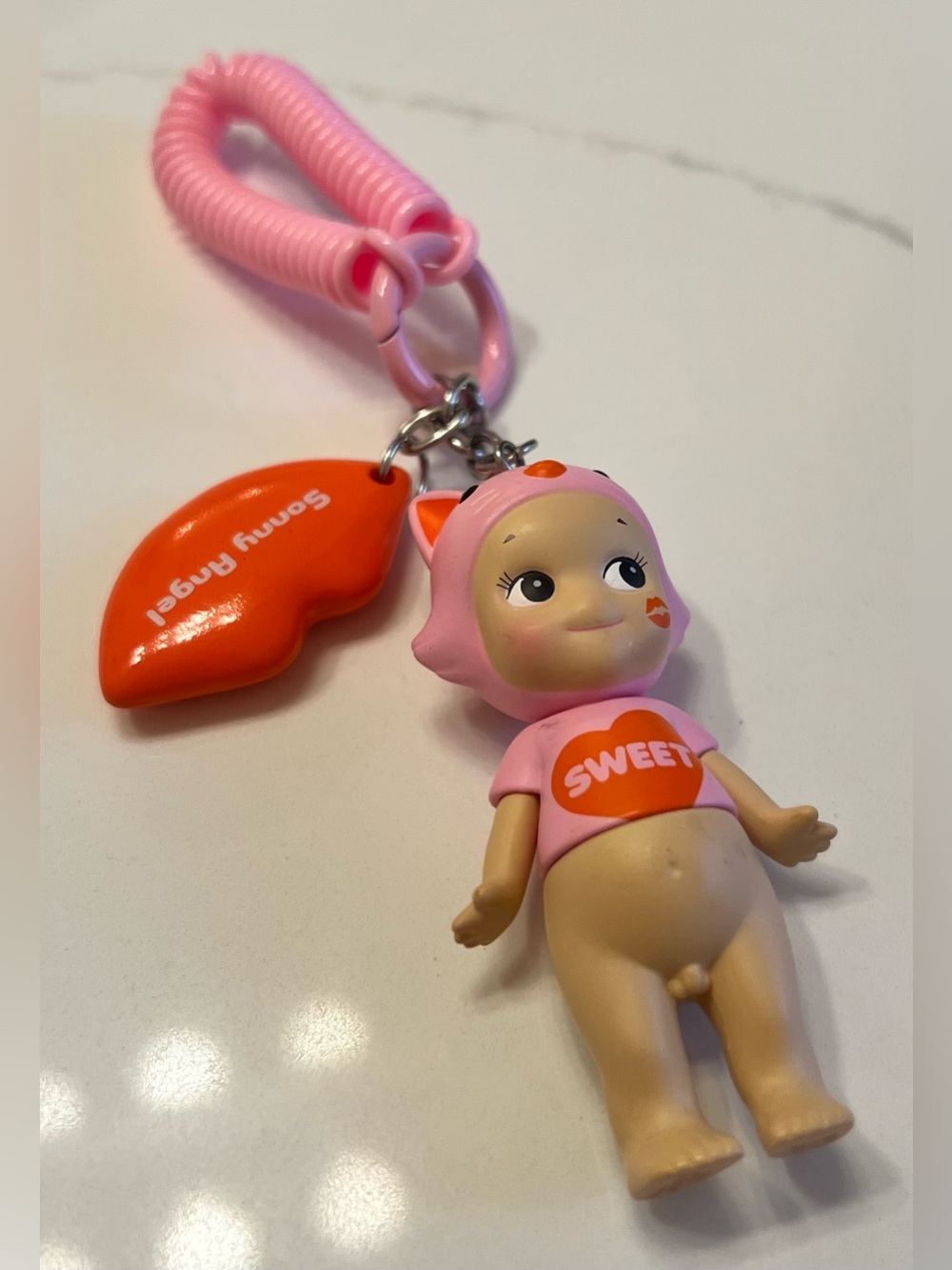 Sonny Angel Kiss Kiss Keychain: Cat.